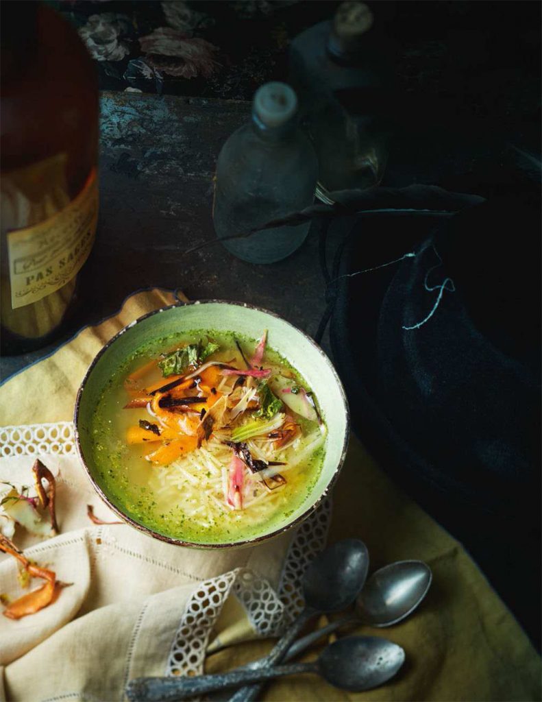 The Wizard's Cookbook: Magical Recipes Inspired by Harry Potter, Merlin, The Wizard of Oz, and More