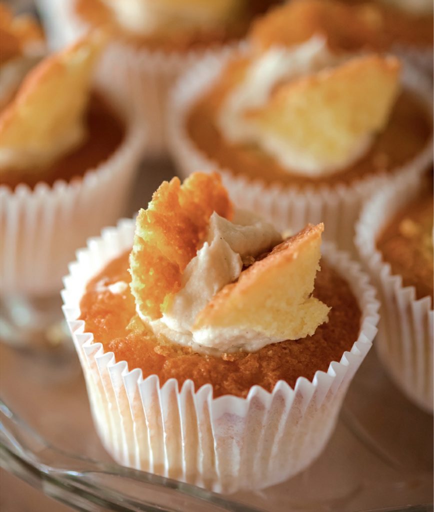 Cakes River Cottage Handbook