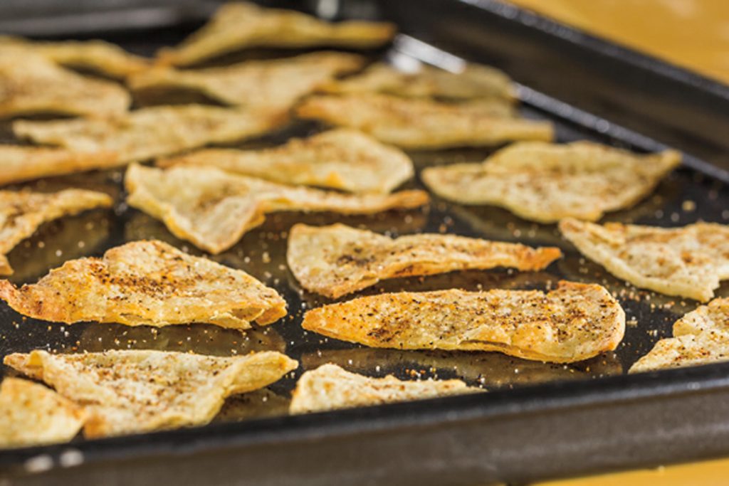 Mr. Food Test Kitchen Guilt-Free Weeknight Favorites