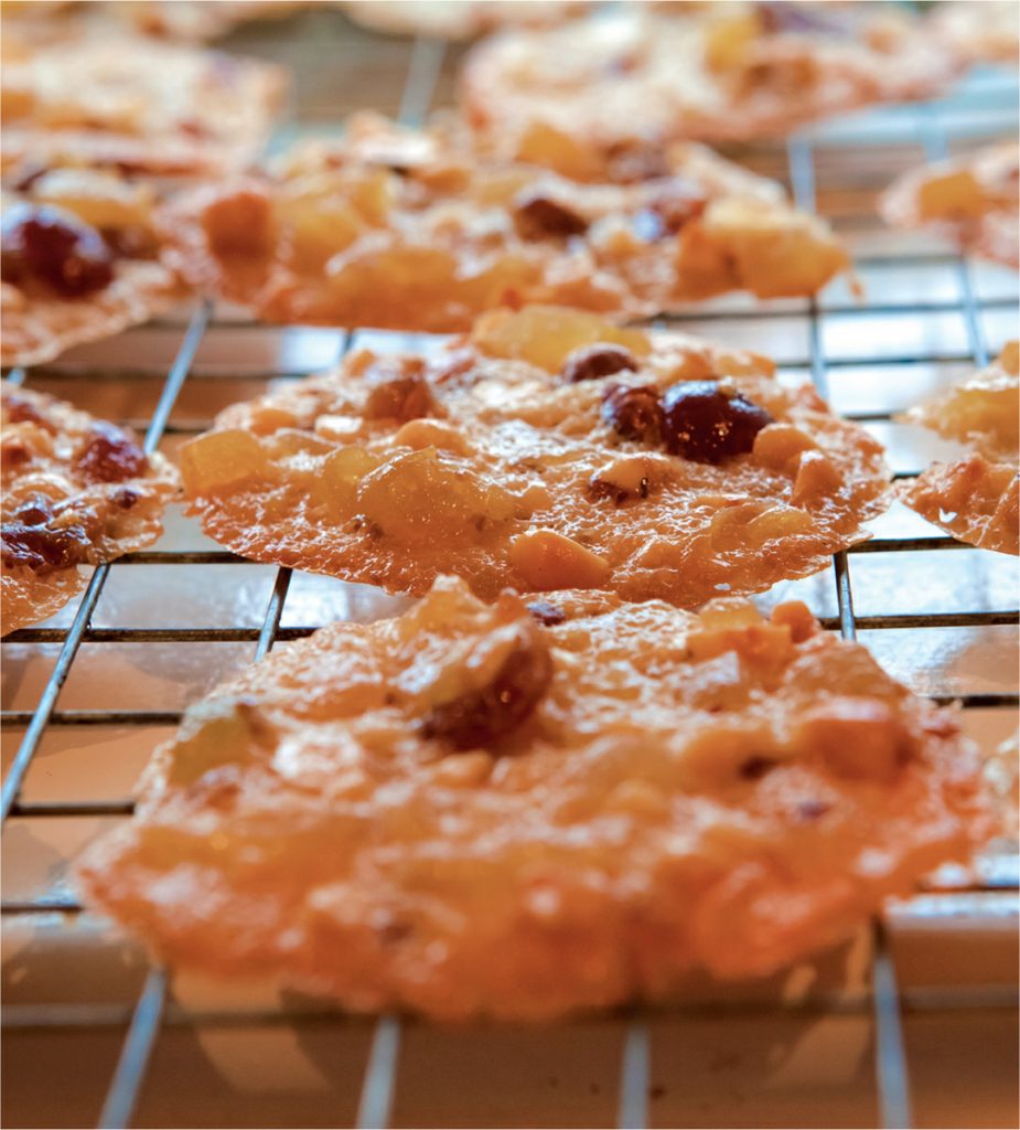 Cakes River Cottage Handbook