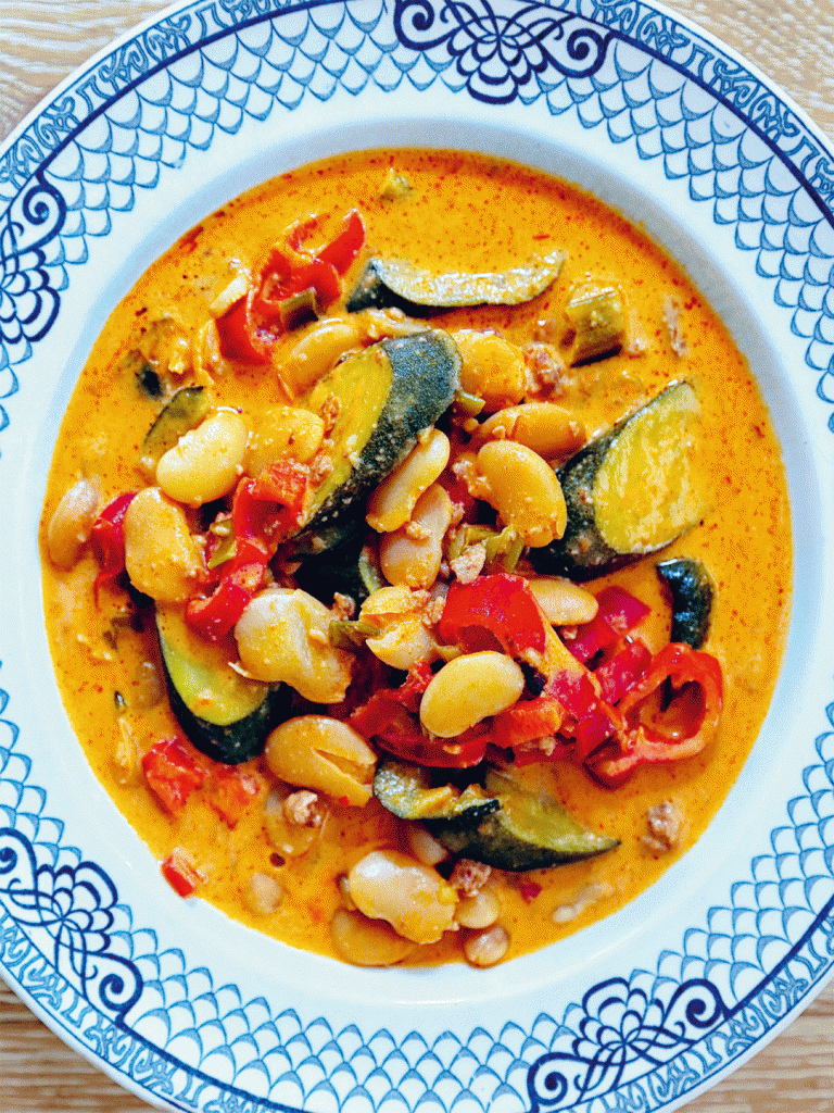 Nadia and Kaye Disaster Chef Simple Recipes for Cooks Who Can't